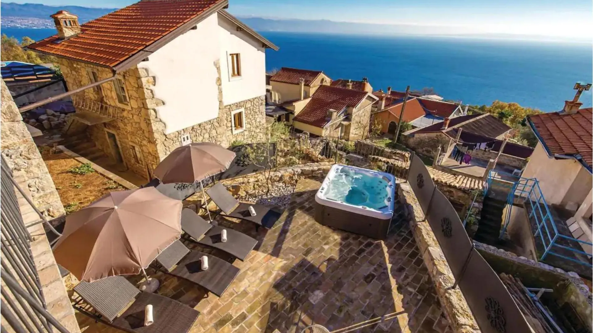 2 Bedroom Amazing Home In Moscenicka Draga Holiday home