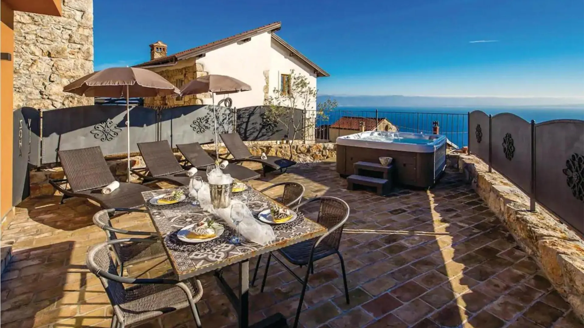 2 Bedroom Amazing Home In Moscenicka Draga 0*,
